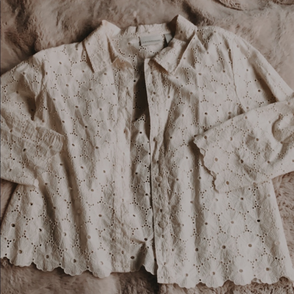 VINTAGE LACE TOP✨